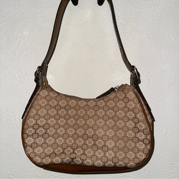 VTG Nine West shoulder bag purse brown tan cream fabric design Y2K inner pockets - Picture 2 of 10